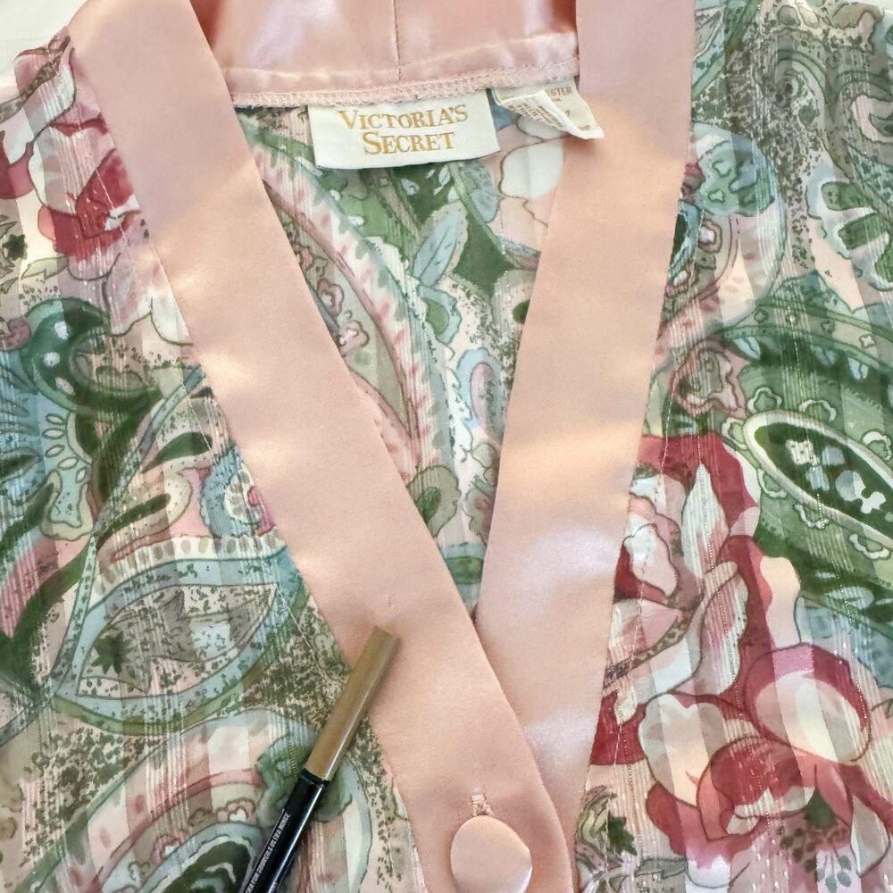 Victoria's Secret | Vintage Gold Label Pink‎ Floral Button Up Pajama Top SMALL - Picture 4 of 6